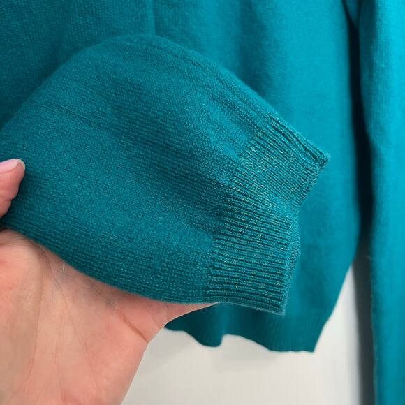 Moda International Silk Blend Cropped Cardigan Sweater Women Size L Soft Green - Picture 6 of 7